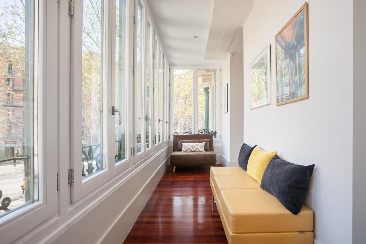 Art House Granvia Apartamento Barcelona Exterior foto